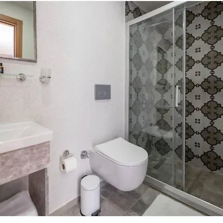 شقة Taksim Square - Penthouse W Balcony 401 اسطنبول