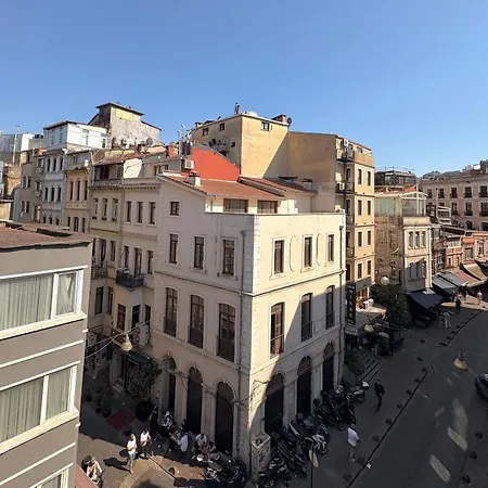 Taksim Square - Penthouse W Balcony 401 *